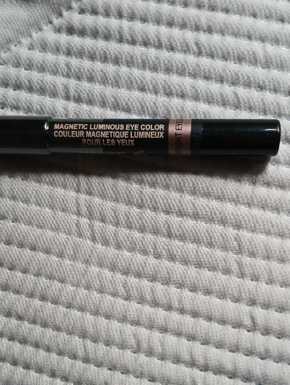 Luminous Eye Color Pencil